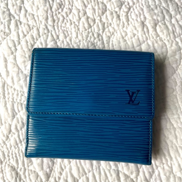 Louis Vuitton Handbags - Authentic Blue Epi leather Louis Vuitton Fold wallet.